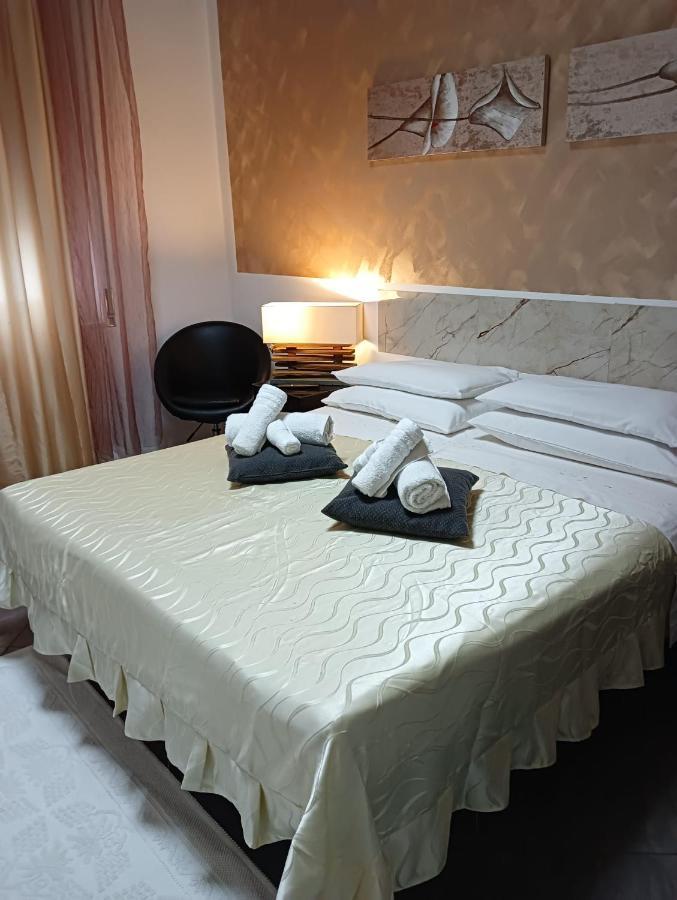 Bed and Breakfast Casa Al Porto Порто-Торрес Екстер'єр фото